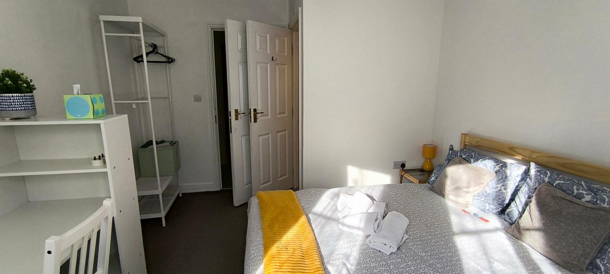 Bright, Chilled Ensuite Db Room In A Shared Flat! Londen Buitenkant foto